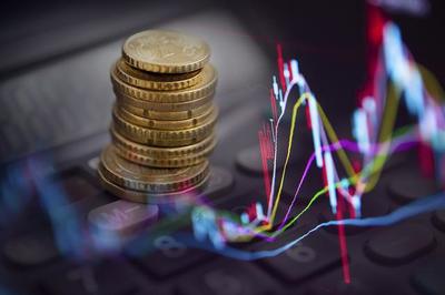 超额收益,卷不动了?公募量化现分化:有产品涨超5%,也有单周跌超8%;百亿私募:金锝资产"闪光",九坤CTA策略连续发力丨一周量化基音